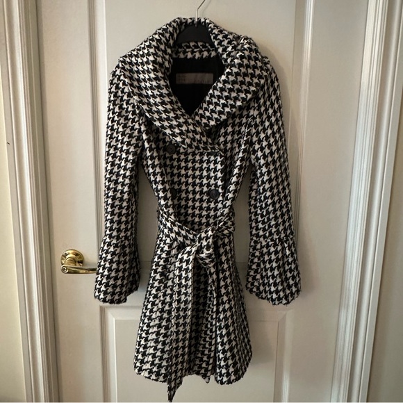 Zara Houndstooth Coat - Picture 2 of 6